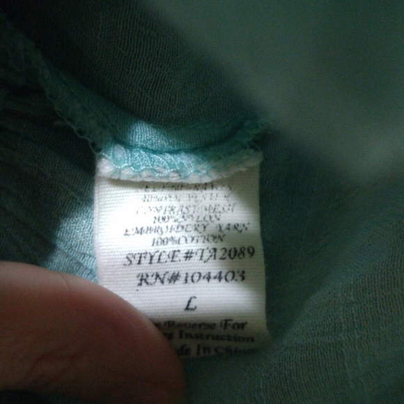 Mine mint green 3/4 sleeve button up blouse size large - Picture 4 of 5